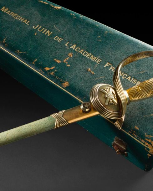 [Vidéo] Préemption des épées du Maréchal Juin, héros de la Seconde Guerre mondiale
